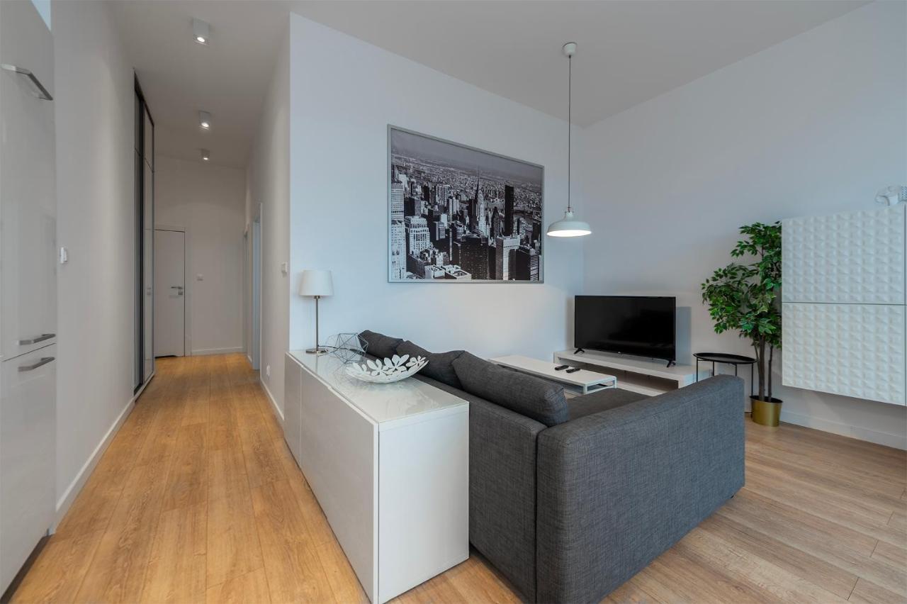 Penthouse With A View Of Lodz & Free Parking Apartment Екстериор снимка