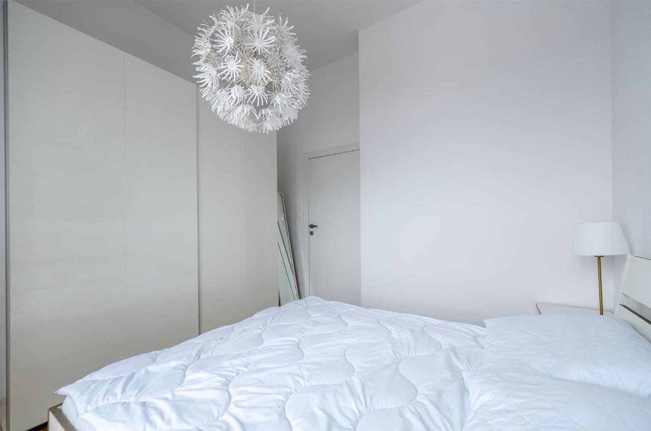 Penthouse With A View Of Lodz & Free Parking Apartment Екстериор снимка